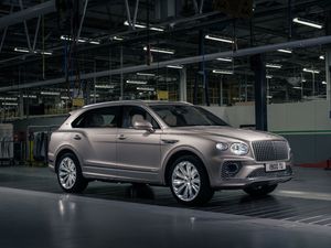Supporting image for story: Bentley reveals Azure First Edition to celebrate launch of extended wheelbase Bentayga