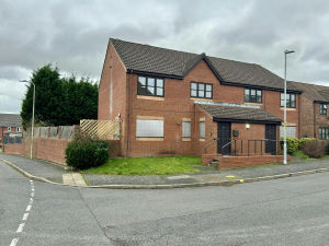 Supporting image for story: Six-bedroom former care home in Telford goes up for sale