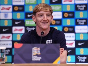 Supporting image for story: Anthony Gordon keen to finally work with Thomas Tuchel after failed Chelsea move