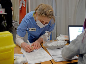 Supporting image for story: GP urges people to 'look out for one another' and 'be sensible' amid heatwave