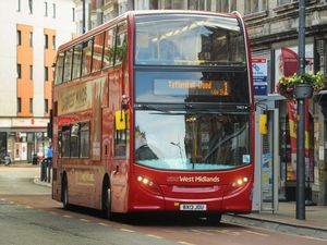 Supporting image for story: West Midlands bus strike: Routes running from Monday and refund plans as drivers strike