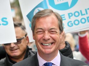 Supporting image for story: Farage accuses Electoral Commission of being ‘absolutely full of Remainers’