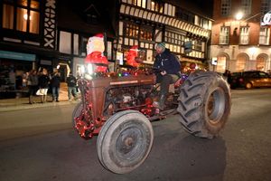 Shrewsbury Tractor run gets to Wyle Cop