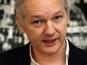 Supporting image for story: The many twists and turns of Julian Assange’s lengthy legal fight