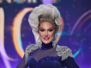 Supporting image for story: Holly Willoughby pays tribute to The Vivienne as Dancing On Ice returns