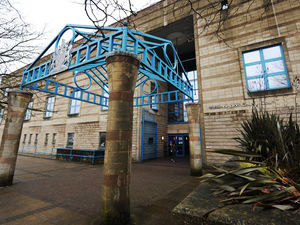 Supporting image for story: Black Country paedophile ring victim tells of her 'shame'