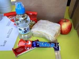 Supporting image for story: £18m funding announced for free school meals for infants