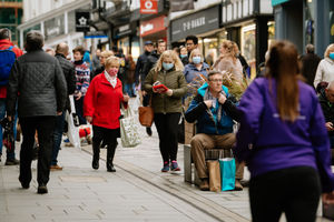 Christmas shoppers in Shrewsbury