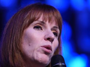 Supporting image for story: Government doubles down on Mahmood’s migration reforms after Rayner criticism