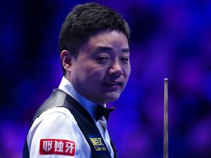Supporting image for story: Ding Junhui ends ranking title drought with International Championship win