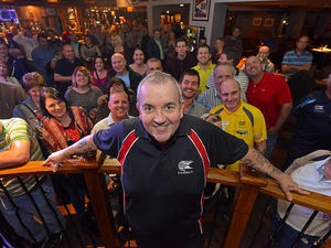 Supporting image for story: Phil Taylor gives the PDC some fan 'power'