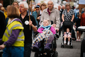 Campaigners and residents have marched in Bishop's Castle calling for health bosses to re-open inpatient beds at their hospital.