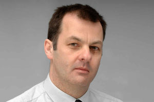 Supporting image for story: I'm getting creative and painting a room purple