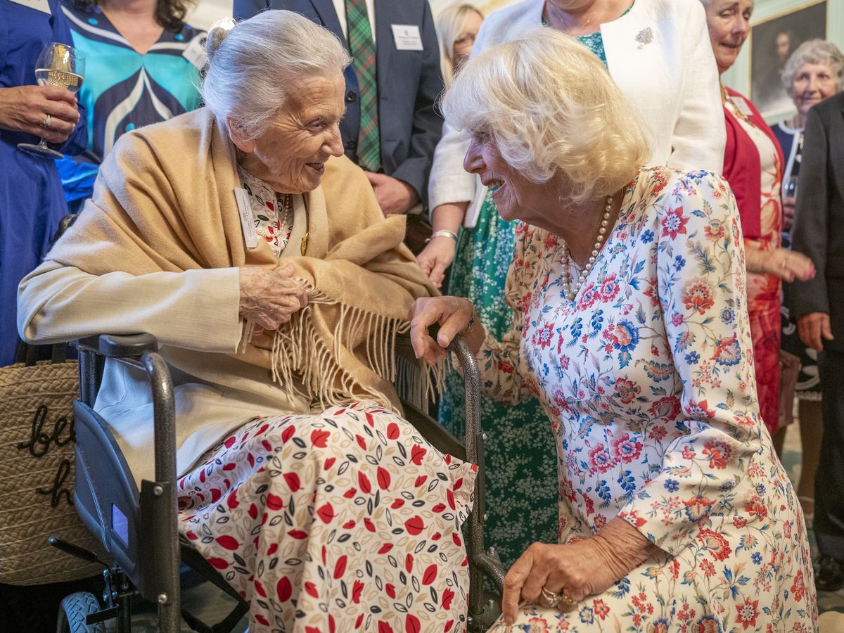 Queen tells nursing charity ‘people wouldn’t know what to do without you’