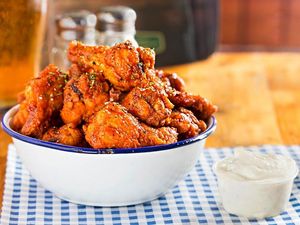 Supporting image for story: A fierce debate is raging over which is the best part of the chicken wing