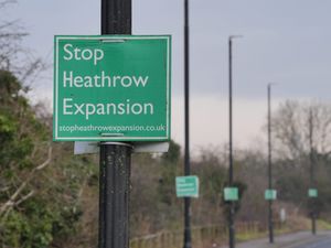 Supporting image for story: Heathrow expansion will not deprive regions of jobs and flights, say ministers