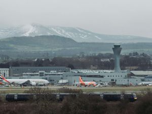 Supporting image for story: Flights resume after IT issue hits air traffic control at Edinburgh Airport