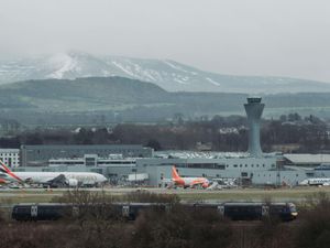 Supporting image for story: Flights resume after IT issue hits air traffic control at Edinburgh Airport