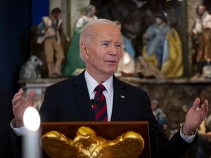 Supporting image for story: Biden backs memo aimed at helping Trump on China, Iran, North Korea and Russia