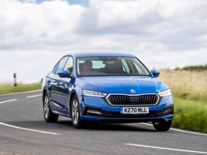 Supporting image for story: Skoda announces pricing for efficient new Octavia e-TEC