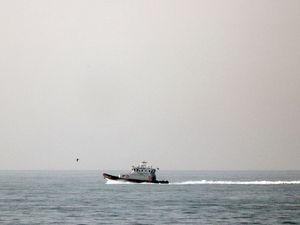 Supporting image for story: Channel crossings continue amid crunch talks over migrant deal