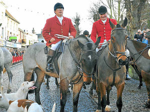 Supporting image for story: Thousands out for Boxing Day hunts in Shropshire and Mid Wales