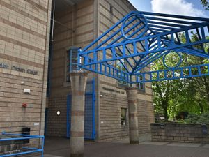 Supporting image for story: Drug dealer caught red-handed in West Bromwich avoids jail
