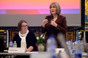 Councillor Kate Halliday addresses the meeting