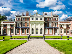 Supporting image for story: Hawkstone Hall: New owners vow to transform mansion into 'one of UK's most opulent hotels' 
