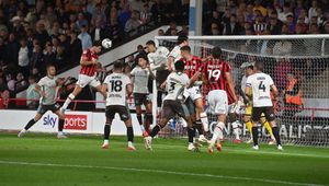 Walsall midfielder Jamie Jellis had a header saved in the first half by Grimsby goalkeeper Christy Pym.