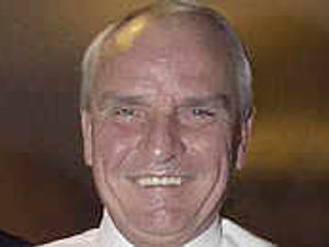 Supporting image for story: Give us a crack - 'gang of four'