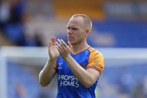 Supporting image for story: Dave Edwards: Shrewsbury finish pre-season strong ahead of League Two campaign