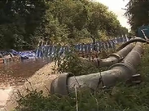 Supporting image for story: Video: Leaking canal runs low on water
