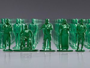 Supporting image for story: Miniature model army marches into shopping centre