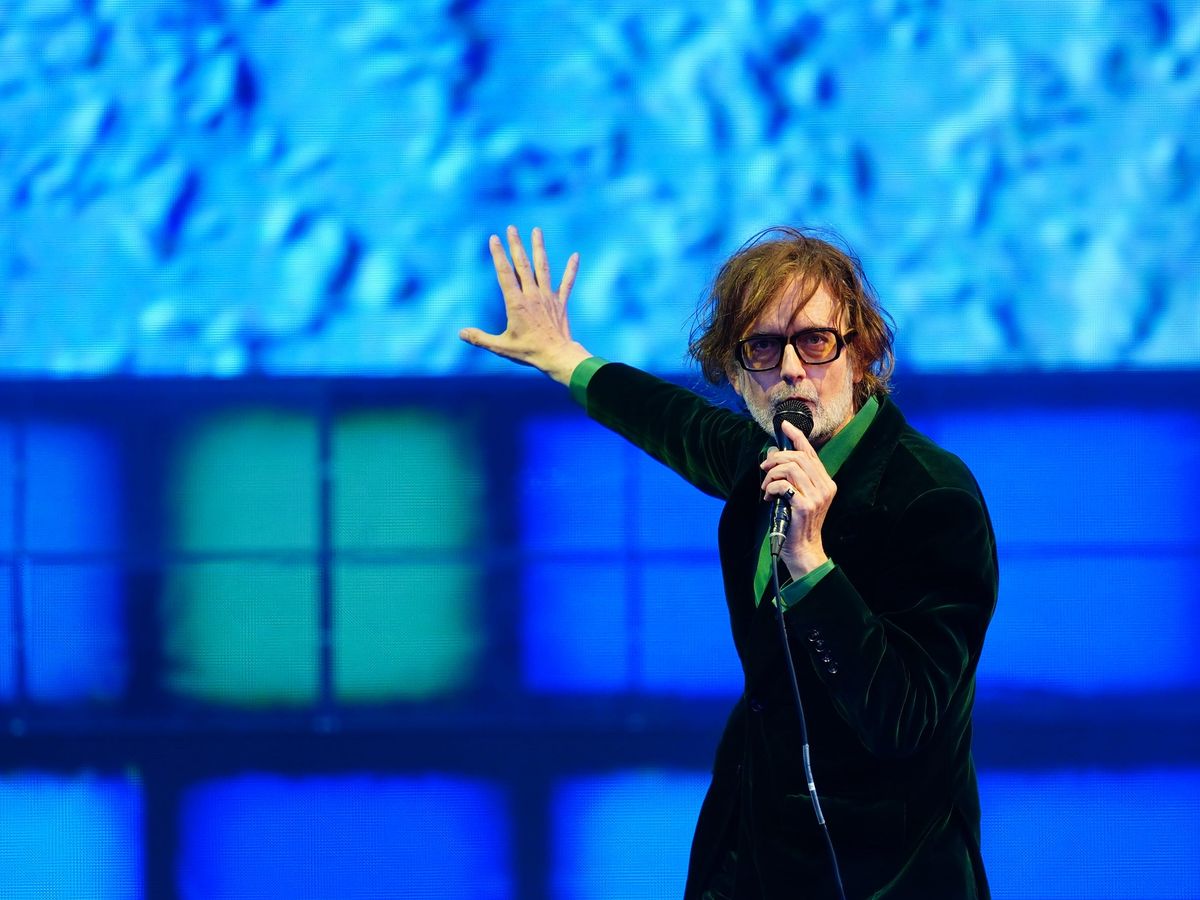 Pulp on track to claim first number one album in 27 years