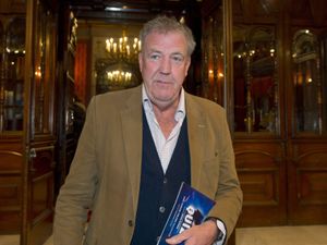 Supporting image for story: Jeremy Clarkson delivers on beer promise following Alpine F1 podium