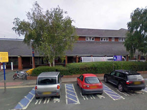 Supporting image for story: Tesco says sorry in row over new parking signs at Whitchurch store