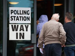 Supporting image for story: Counting gets under way in General Election in Northern Ireland