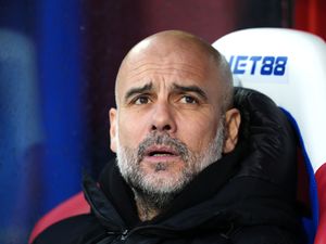 Supporting image for story: Aston Villa v Man City: Wounded champions seek solutions to crisis