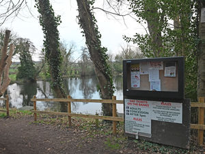 Supporting image for story: Police confirm death at lake near to pub in Staffordshire village 