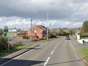 Supporting image for story: Car leaves road and hits hedge in A442 crash between Bridgnorth and Kidderminster