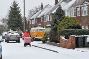 Wintery conditions in Aldridge