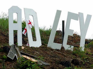 Supporting image for story: Dawley's fun sign attacked by vandals