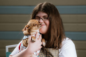 Sofie Braid, 18, with chihuahua turned internet sensation Princess Paris
