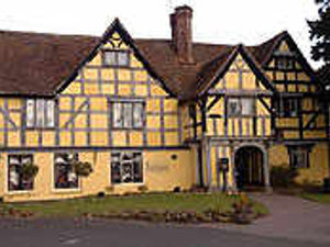 Supporting image for story: Couple to wed at historic inn