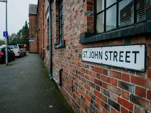 Supporting image for story: Police arrest 33-year-old man following Telford stabbing