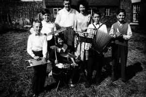Dawn with some Dawley school pals with her first drum