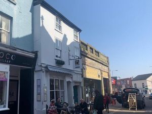 Supporting image for story: Ludlow restaurant with modern two-bed flat on the market for less than £400,000