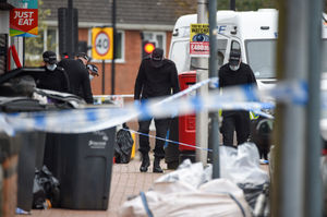 Police searching Poplar Road after two men were injured in a shooting. Photo: SnapperSK