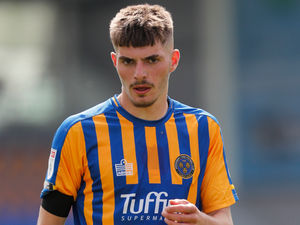 Supporting image for story: A lot of myself in Shrewsbury youngster Tom Bloxham – Aaron Wilbraham after teenager's impressive debut